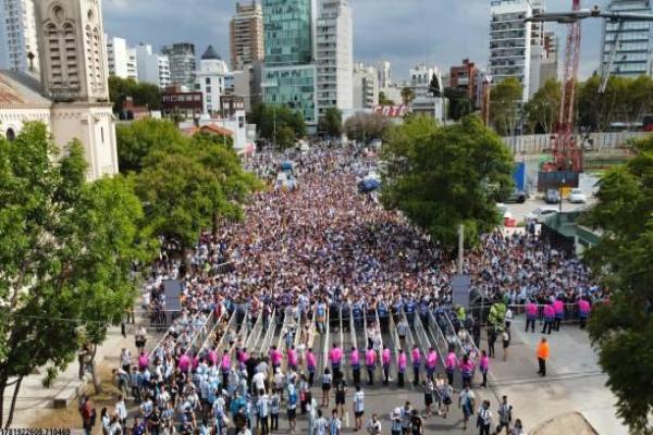 岳池市体育馆乒乓球培训班的课程及特色(图1)